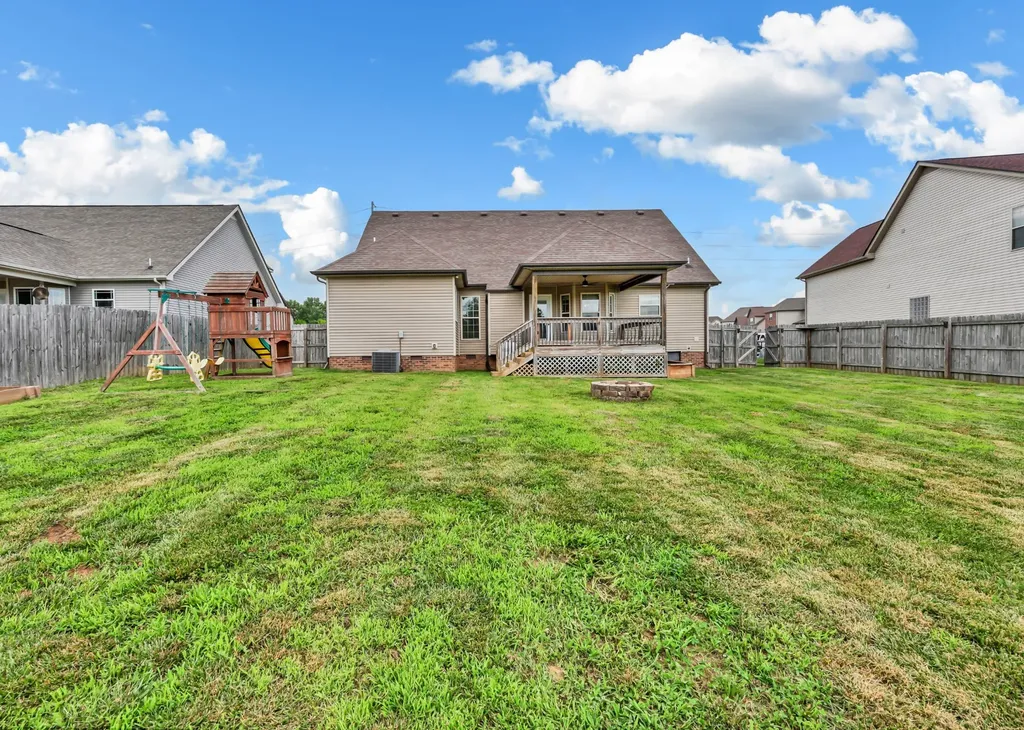 1776 Autumnwood Boulevard Clarksville TN 37042