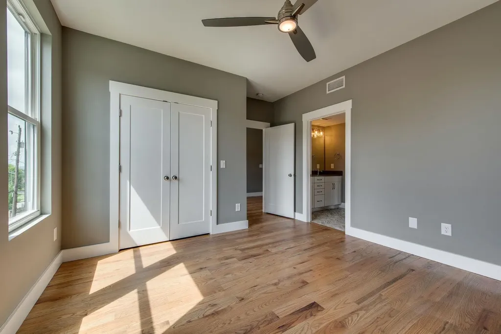 1016B 13th Ave, S Nashville TN 37212