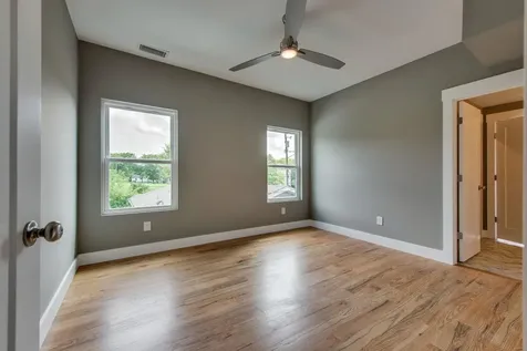 1016B 13th Ave, S Nashville TN 37212