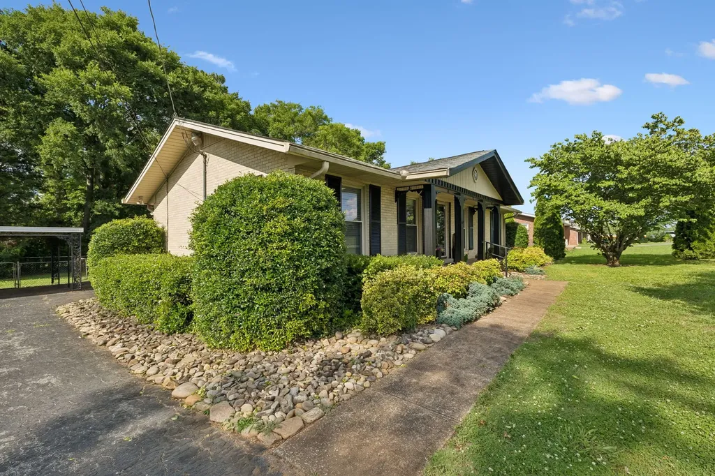 810 Northfield Blvd, W Murfreesboro TN 37129