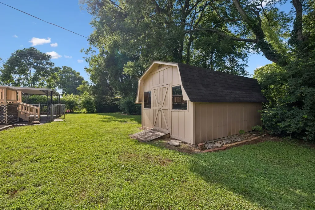 810 Northfield Blvd, W Murfreesboro TN 37129