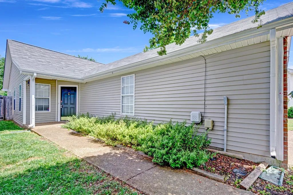 2712 River Bend Drive Nashville TN 37214