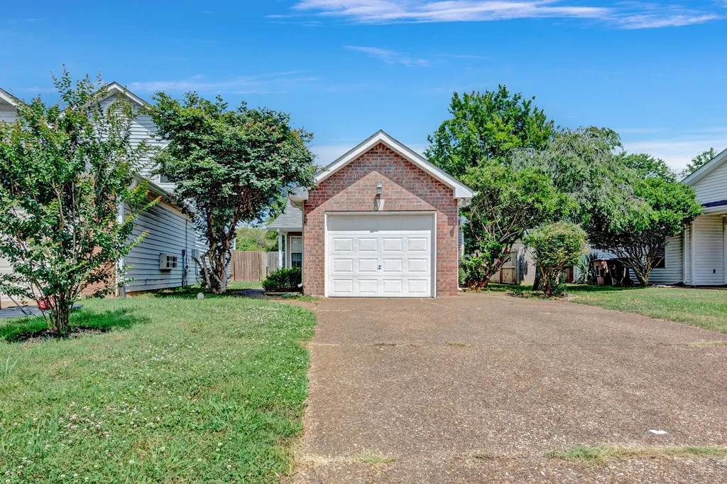 2712 River Bend Drive Nashville TN 37214