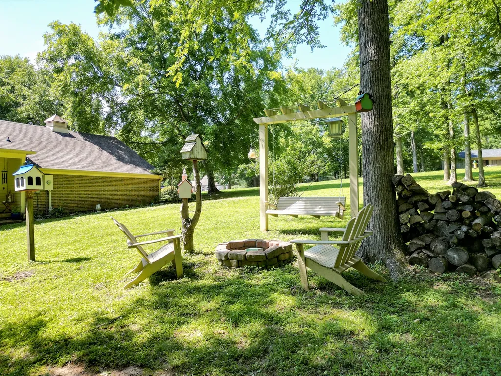 2403 Hidden Lake Circle Columbia TN 38401