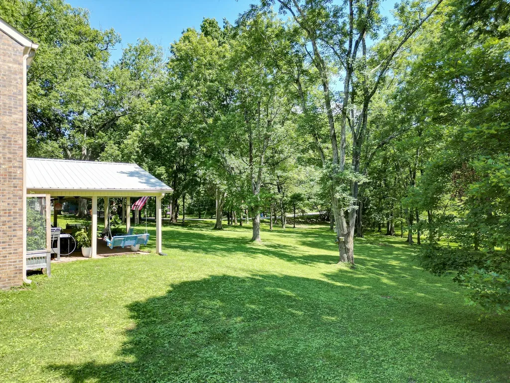 2403 Hidden Lake Circle Columbia TN 38401