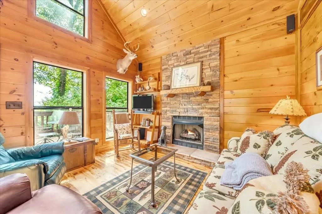 160 Fawn Place Smithville TN 37166