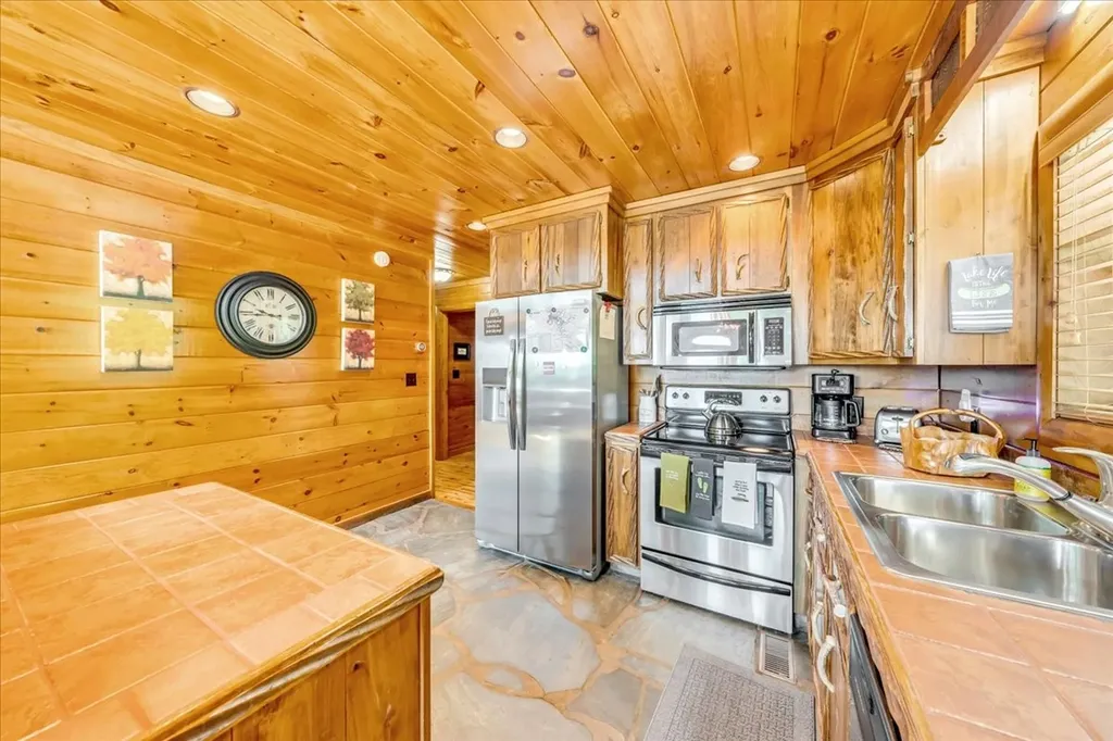 160 Fawn Place Smithville TN 37166