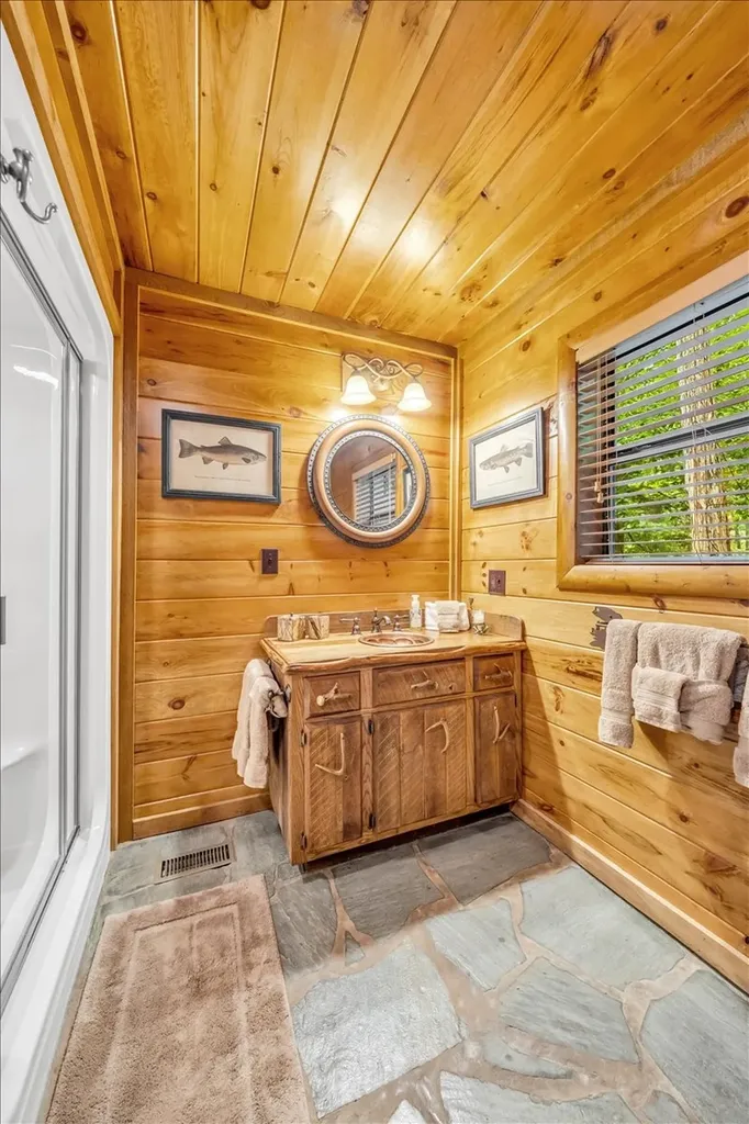 160 Fawn Place Smithville TN 37166