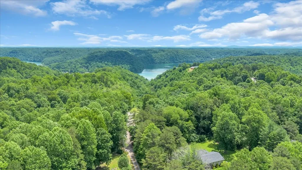 160 Fawn Place Smithville TN 37166