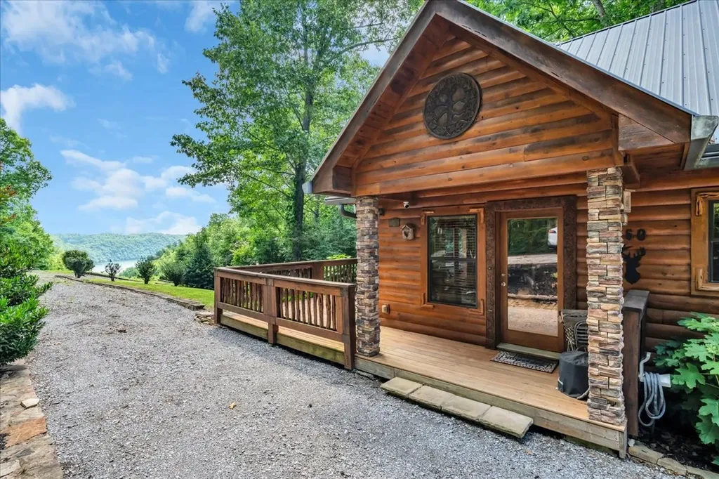 160 Fawn Place Smithville TN 37166