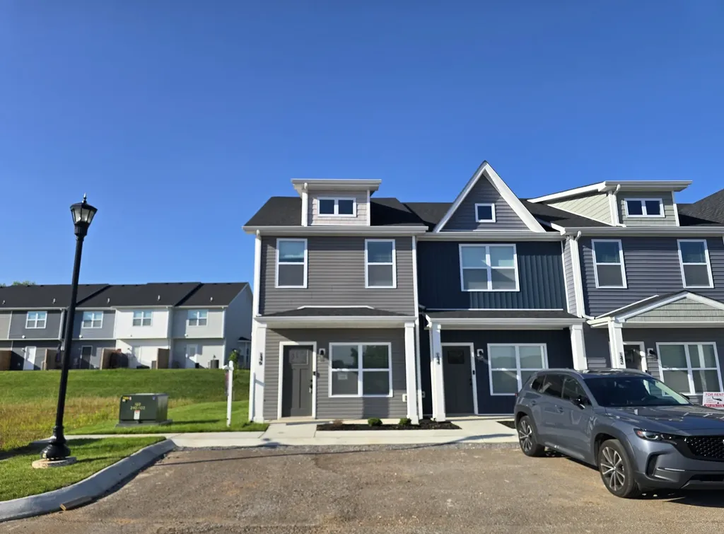 146 Front Ridge Circle Clarksville TN 37040
