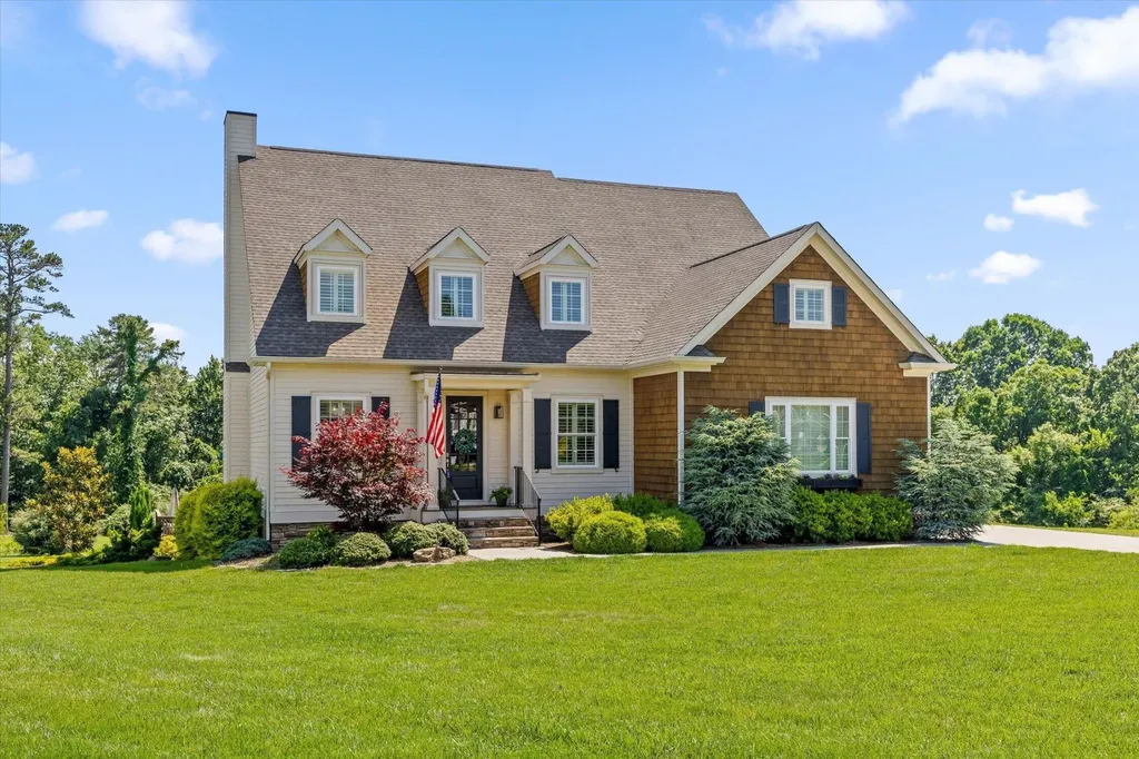 1908 Wagon Lane Signal Mountain TN 37377