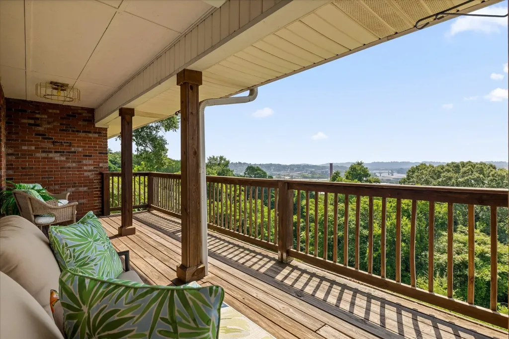 302 Walsh Road Chattanooga TN 37405