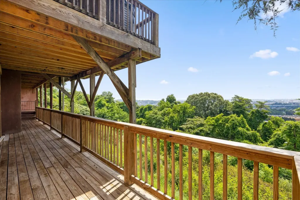 302 Walsh Road Chattanooga TN 37405