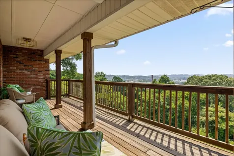 302 Walsh Road Chattanooga TN 37405