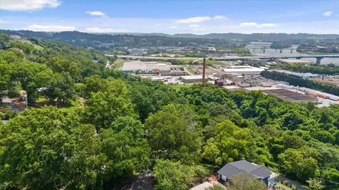 302 Walsh Road Chattanooga TN 37405