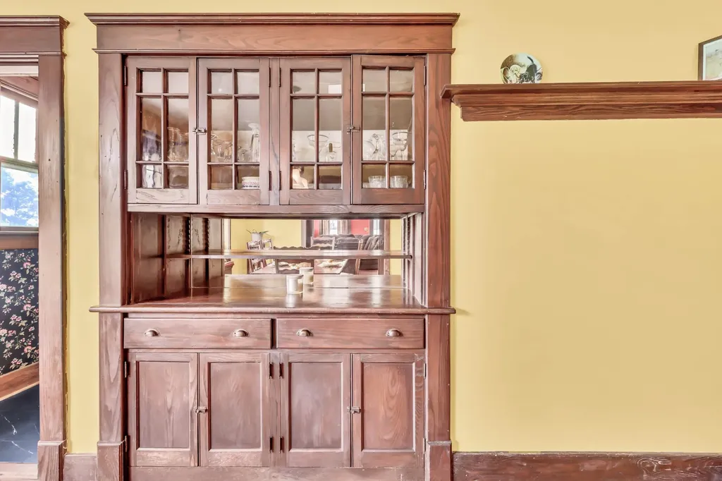 407 E Nashville Street Pembroke KY 42266