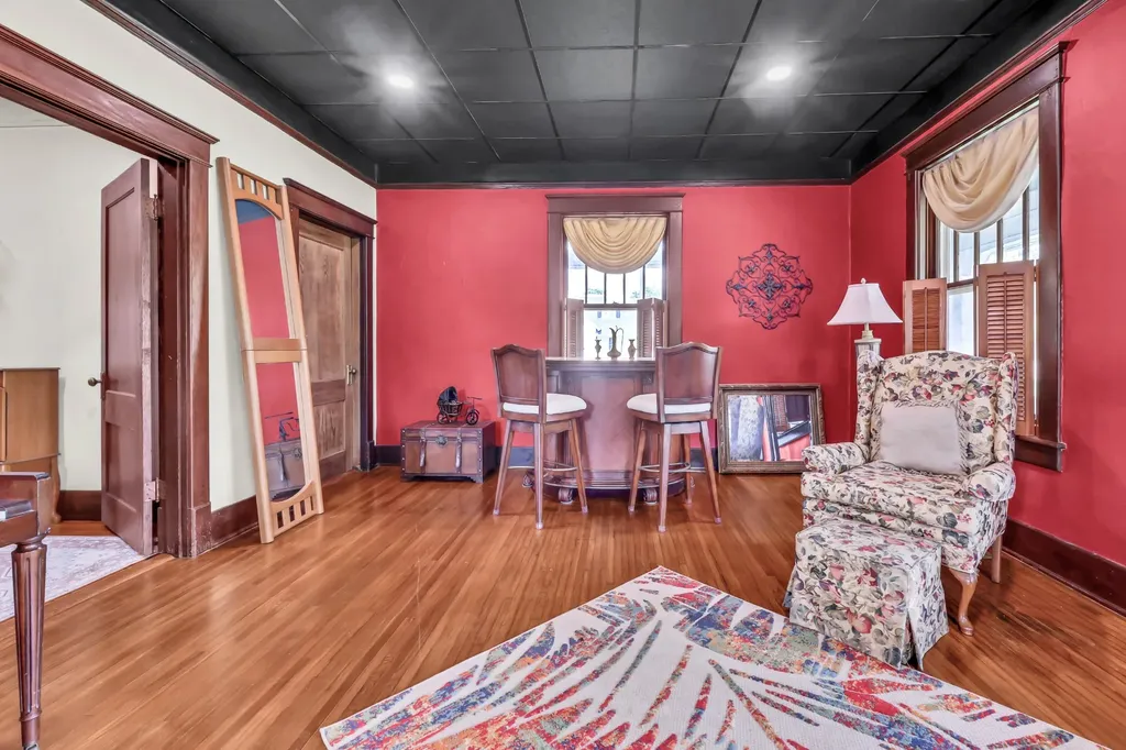 407 E Nashville Street Pembroke KY 42266