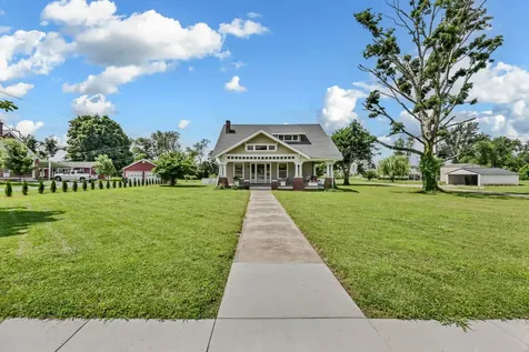 407 E Nashville Street Pembroke KY 42266