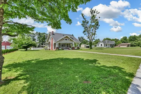 407 E Nashville Street Pembroke KY 42266