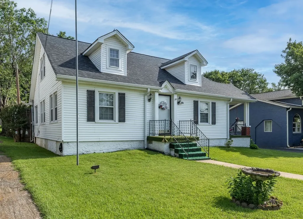 411 5th Avenue Columbia TN 38401