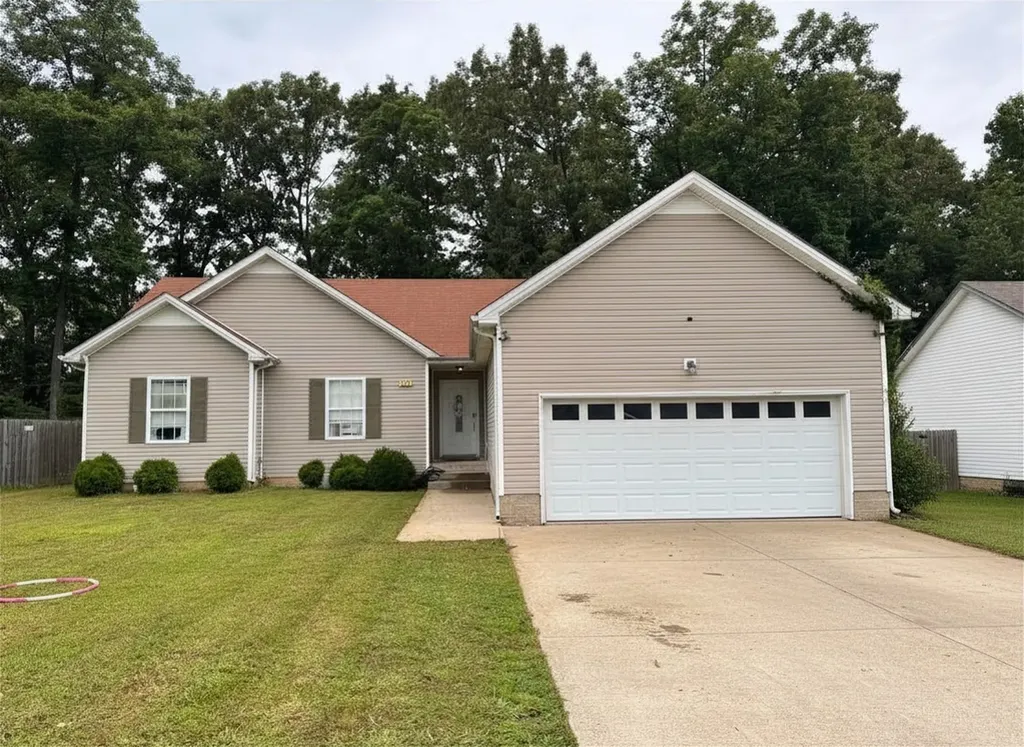 386 Andrew Drive Clarksville TN 37042