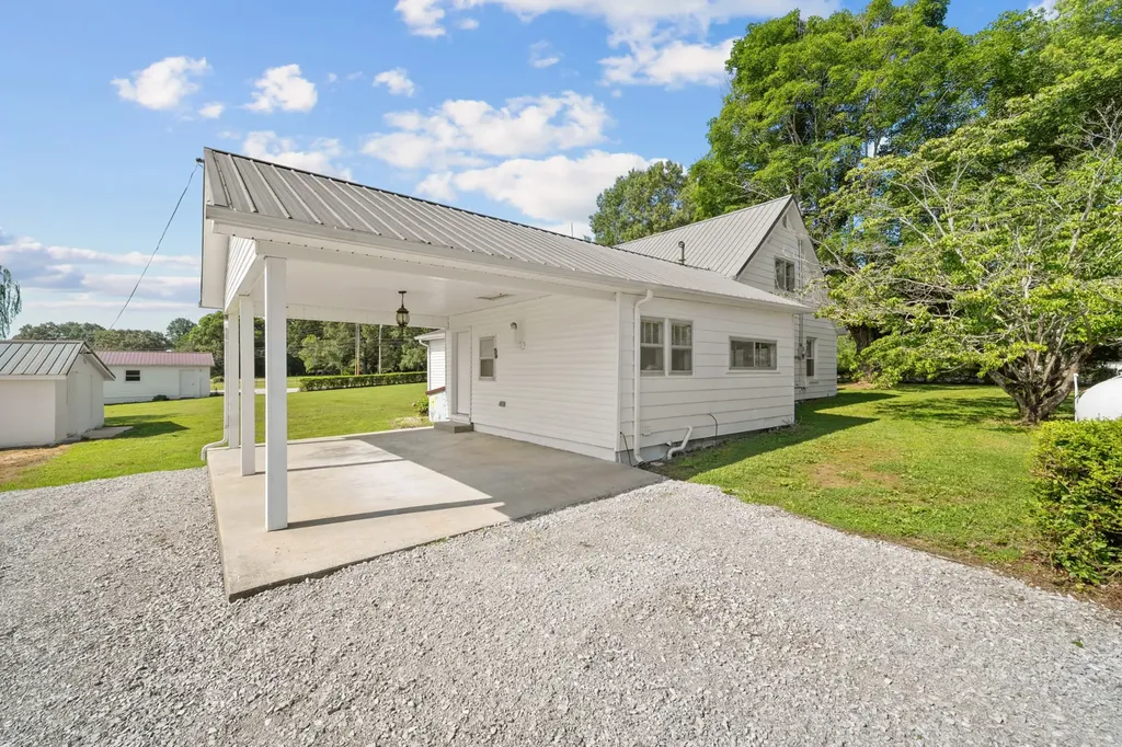 6606 Old Tullahoma Road Winchester TN 37398
