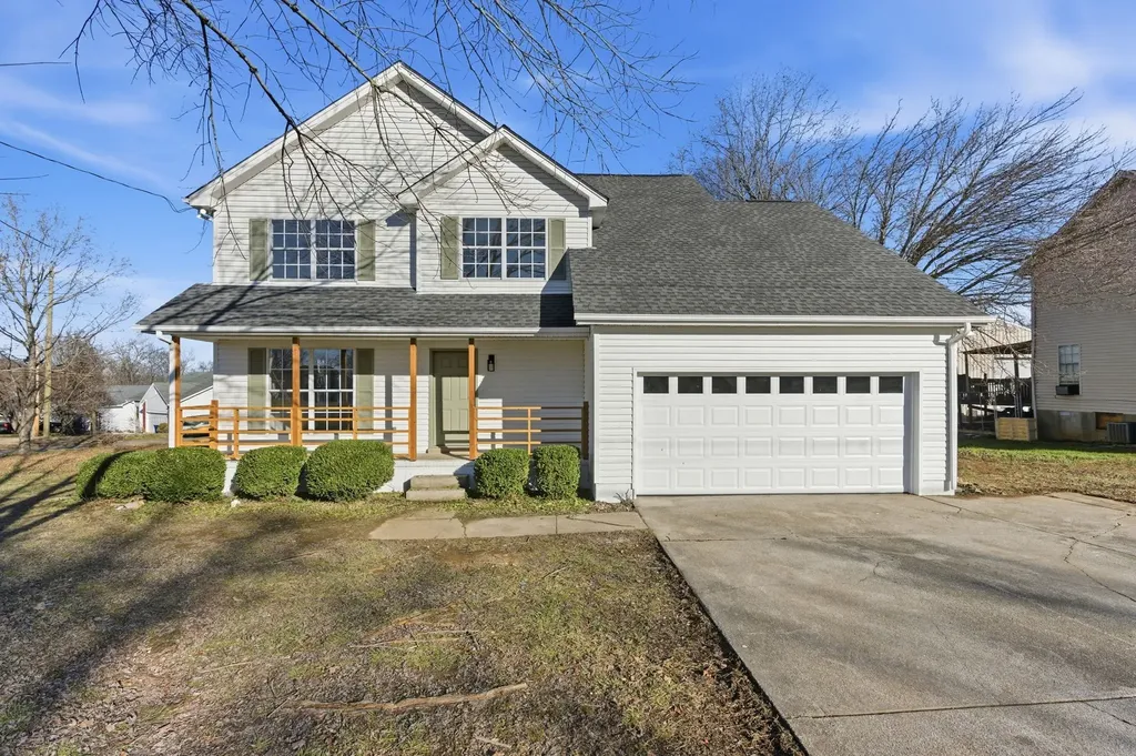 701 Rocky Ridge Circle La Vergne TN 37086