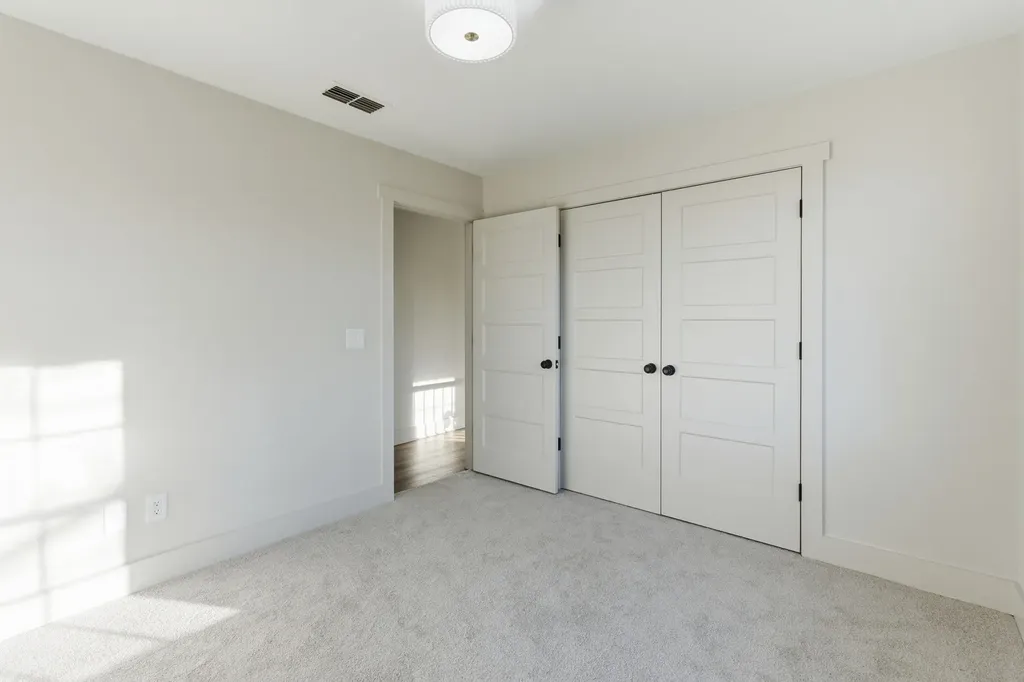 701 Rocky Ridge Circle La Vergne TN 37086