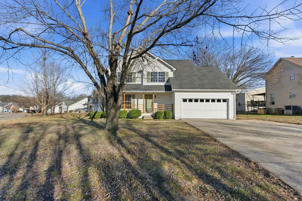 701 Rocky Ridge Circle La Vergne TN 37086