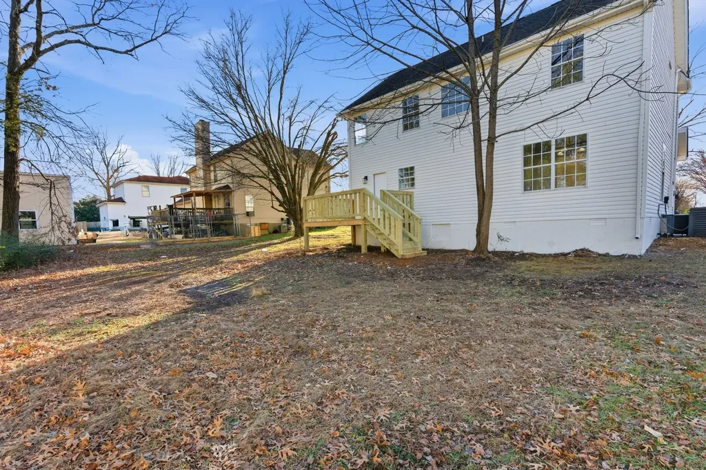 701 Rocky Ridge Circle La Vergne TN 37086