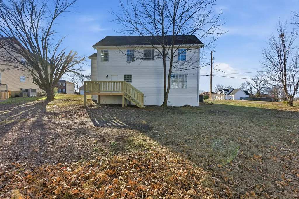 701 Rocky Ridge Circle La Vergne TN 37086