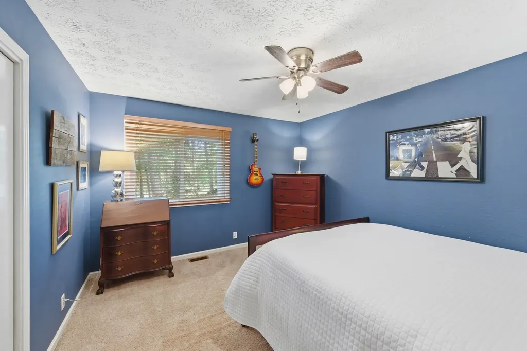 657 Sneed Road, W Franklin TN 37069