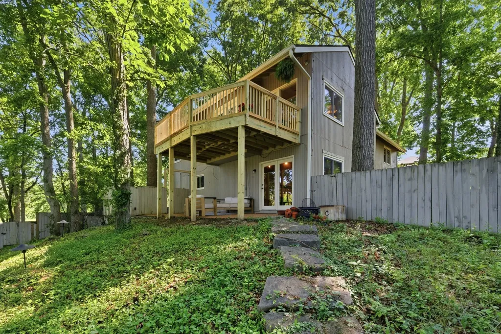 657 Sneed Road, W Franklin TN 37069