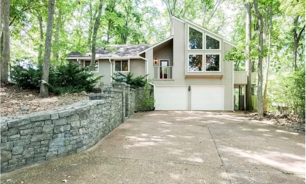 657 Sneed Road, W Franklin TN 37069