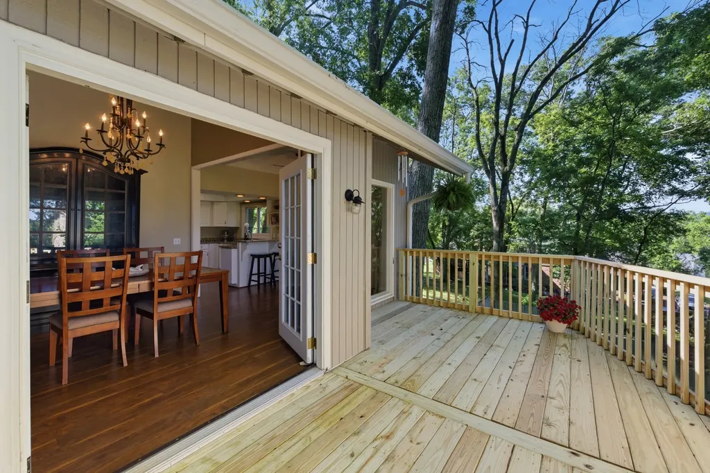 657 Sneed Road, W Franklin TN 37069
