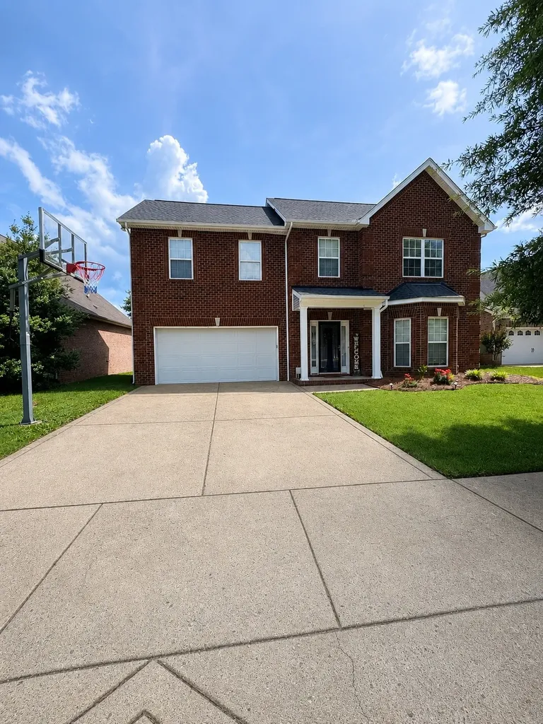809 W Sagewood Drive Gallatin TN 37066
