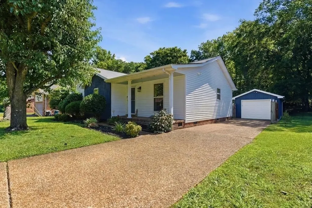 3056 Reelfoot Drive Nashville TN 37214