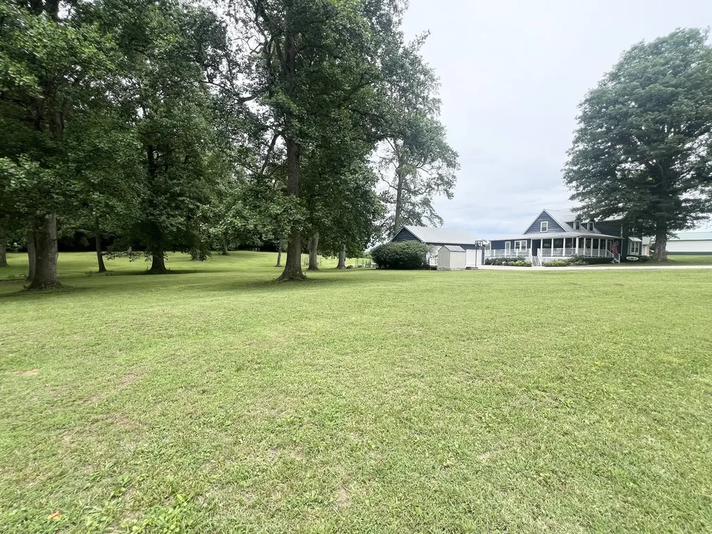 124 Amy Road Hillsboro TN 37342