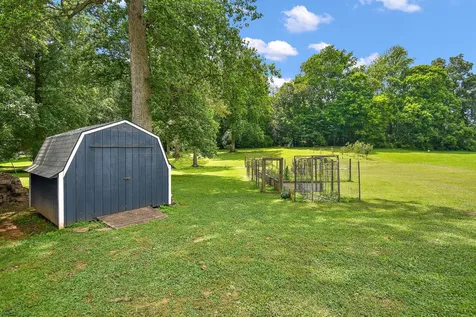 124 Amy Road Hillsboro TN 37342