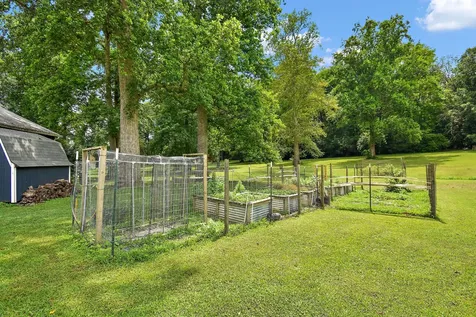 124 Amy Road Hillsboro TN 37342