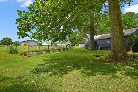 124 Amy Road Hillsboro TN 37342