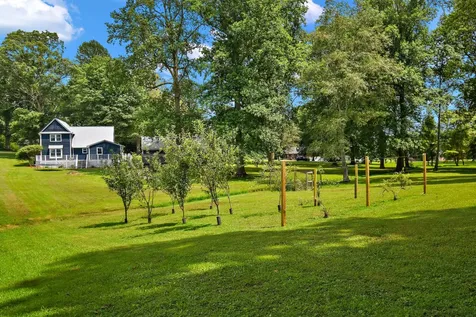 124 Amy Road Hillsboro TN 37342