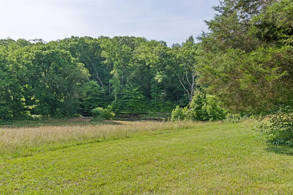 5490 Old Mill Creek Road Nunnelly TN 37137
