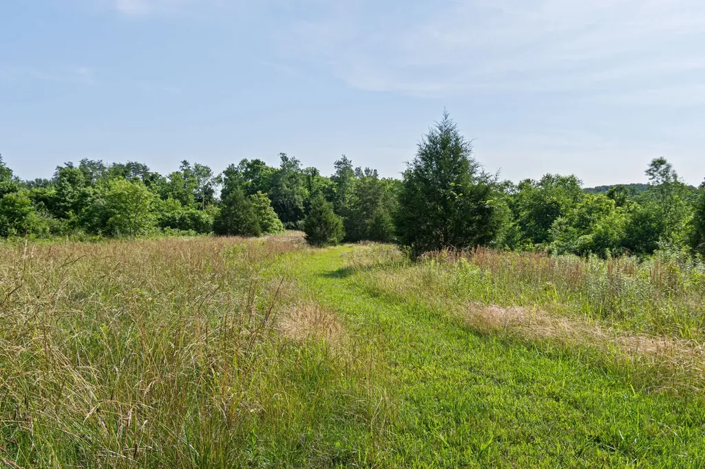 5490 Old Mill Creek Road Nunnelly TN 37137