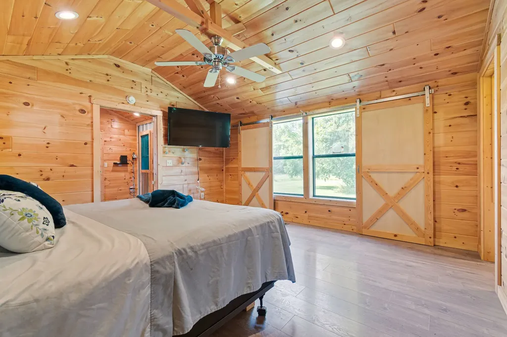 5490 Old Mill Creek Road Nunnelly TN 37137