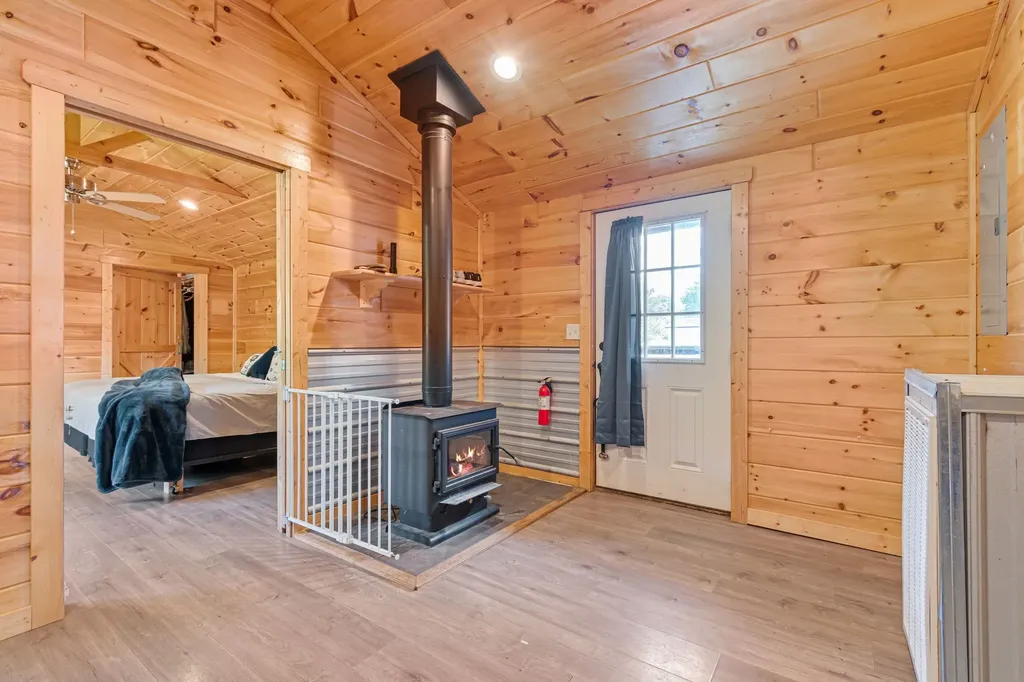 5490 Old Mill Creek Road Nunnelly TN 37137