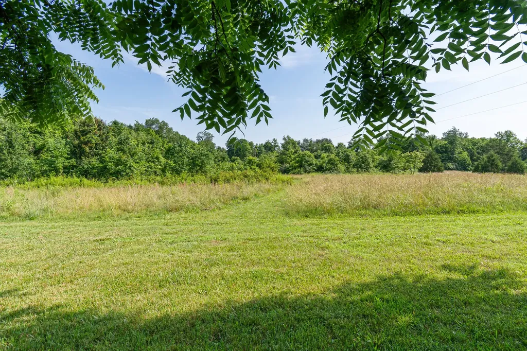 5490 Old Mill Creek Road Nunnelly TN 37137