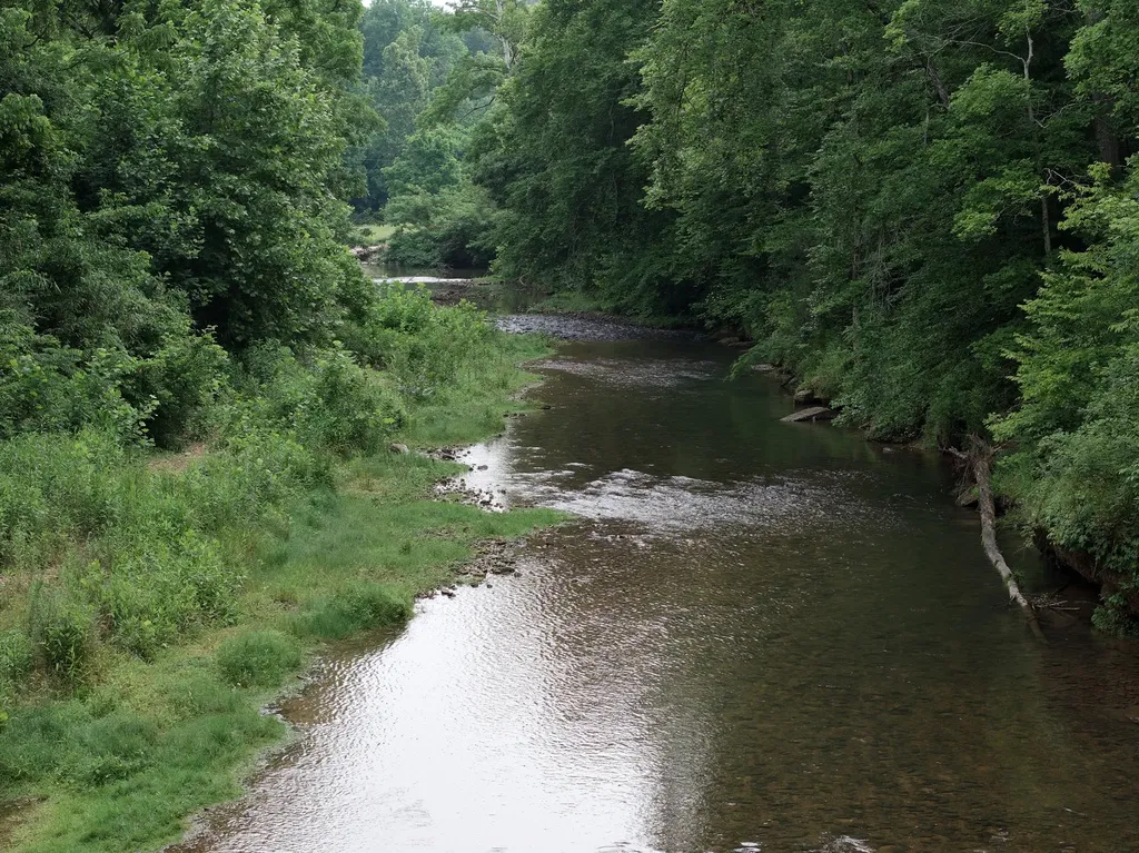 5490 Old Mill Creek Road Nunnelly TN 37137