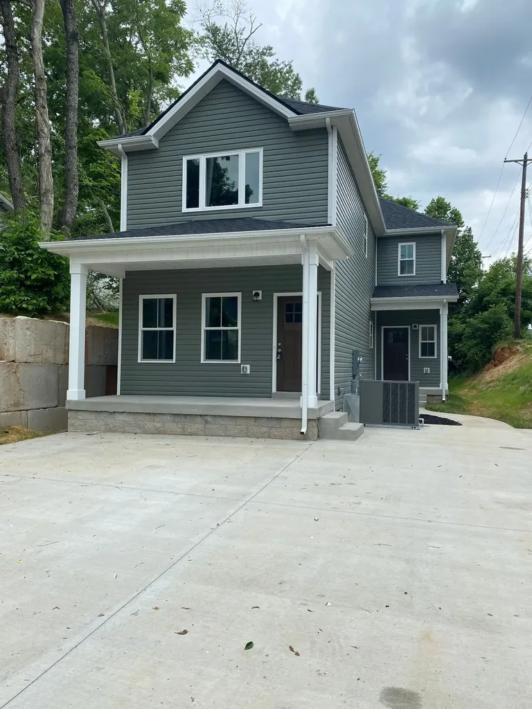 714 Gracey Avenue Clarksville TN 37040